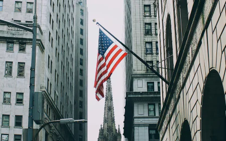 SEC перенесла розгляд заявок Grayscale щодо ETF на базі криптовалют Avalanche та Cardano до 15 липня